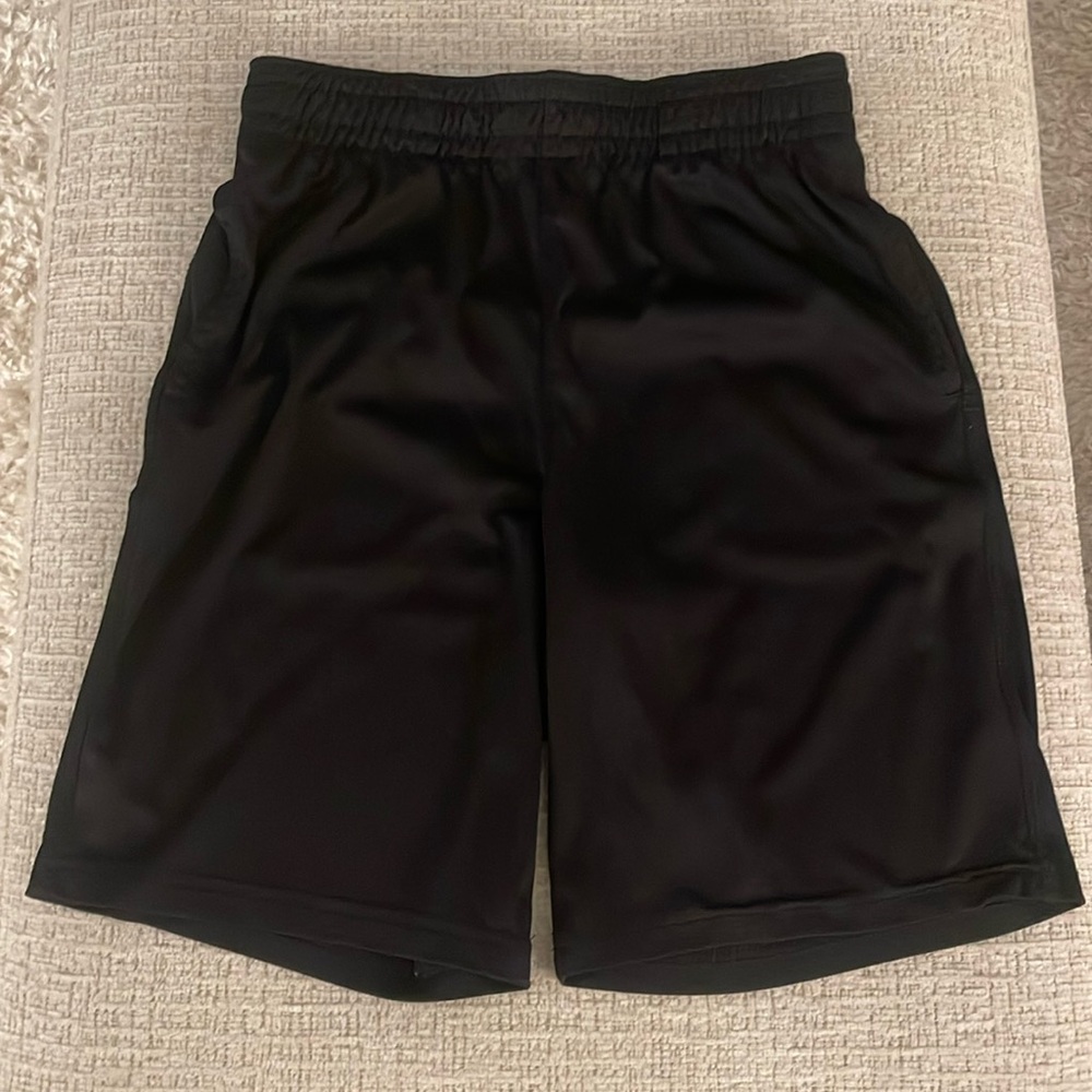 Cat & Jack Gym Shorts Black Size S (6/7)